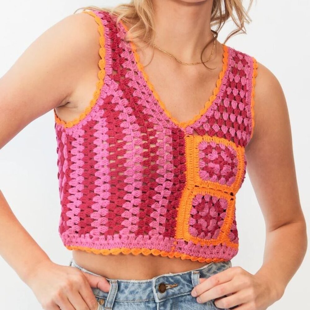 STUDIO FANTASTIQUE - ISLA crochet top pink (NWT) Sz S